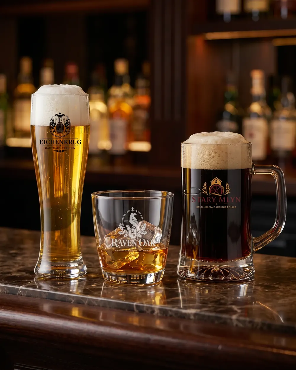 Szkło ze znakowaniem dla firm — szklanka do piwa i&nbsp;kufel z&nbsp;nadrukiem logo oraz szklanka do whisky z&nbsp;grawerem